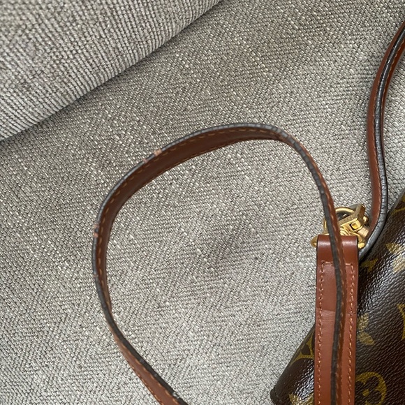 SOLD Vintage Louis Vuitton Briefcase - Picture 8 of 11